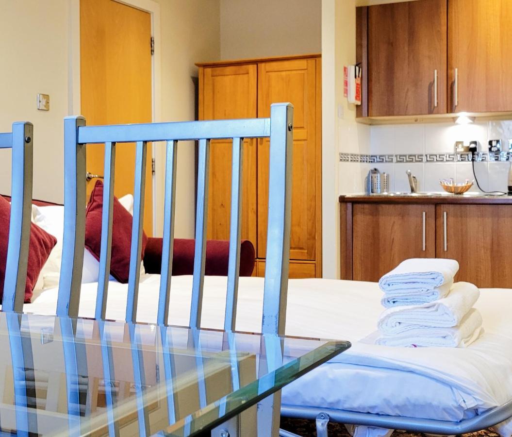 Grand Plaza Serviced Apartments Londra Esterno foto