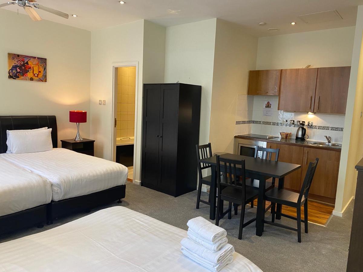 Grand Plaza Serviced Apartments Londra Esterno foto