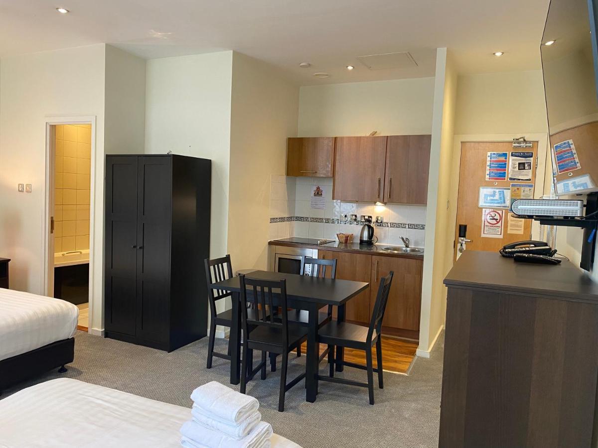 Grand Plaza Serviced Apartments Londra Esterno foto