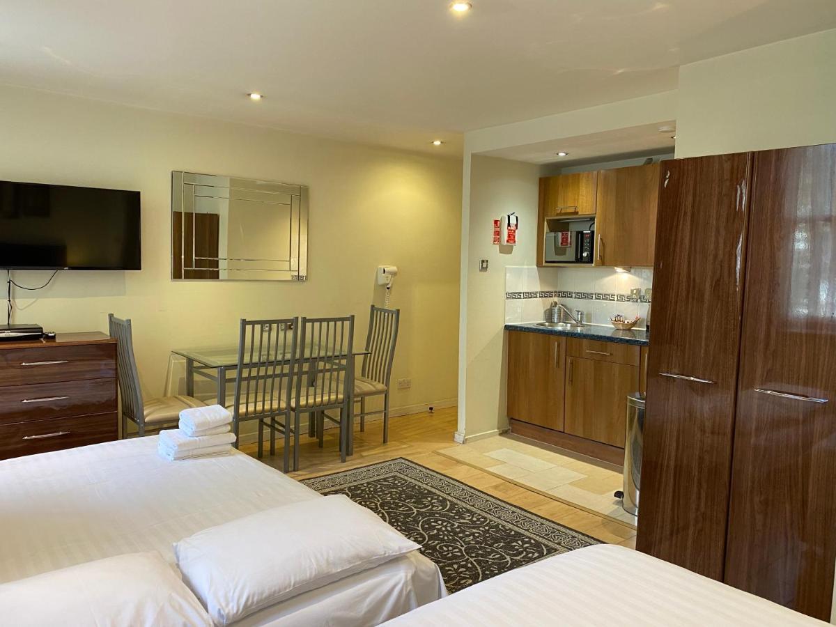 Grand Plaza Serviced Apartments Londra Esterno foto