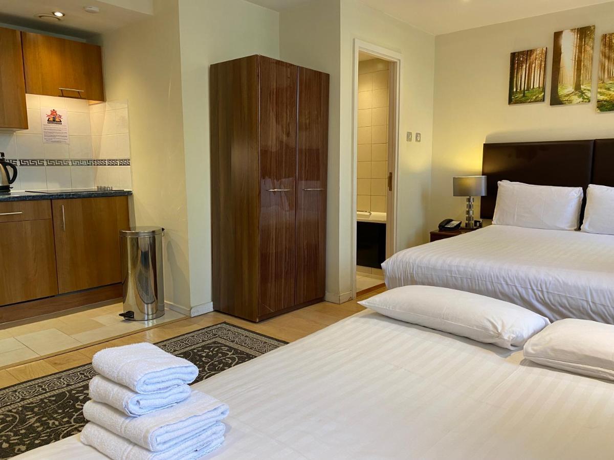 Grand Plaza Serviced Apartments Londra Esterno foto