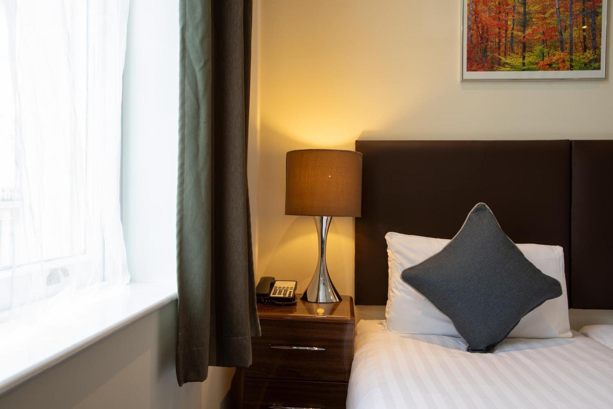 Grand Plaza Serviced Apartments Londra Esterno foto