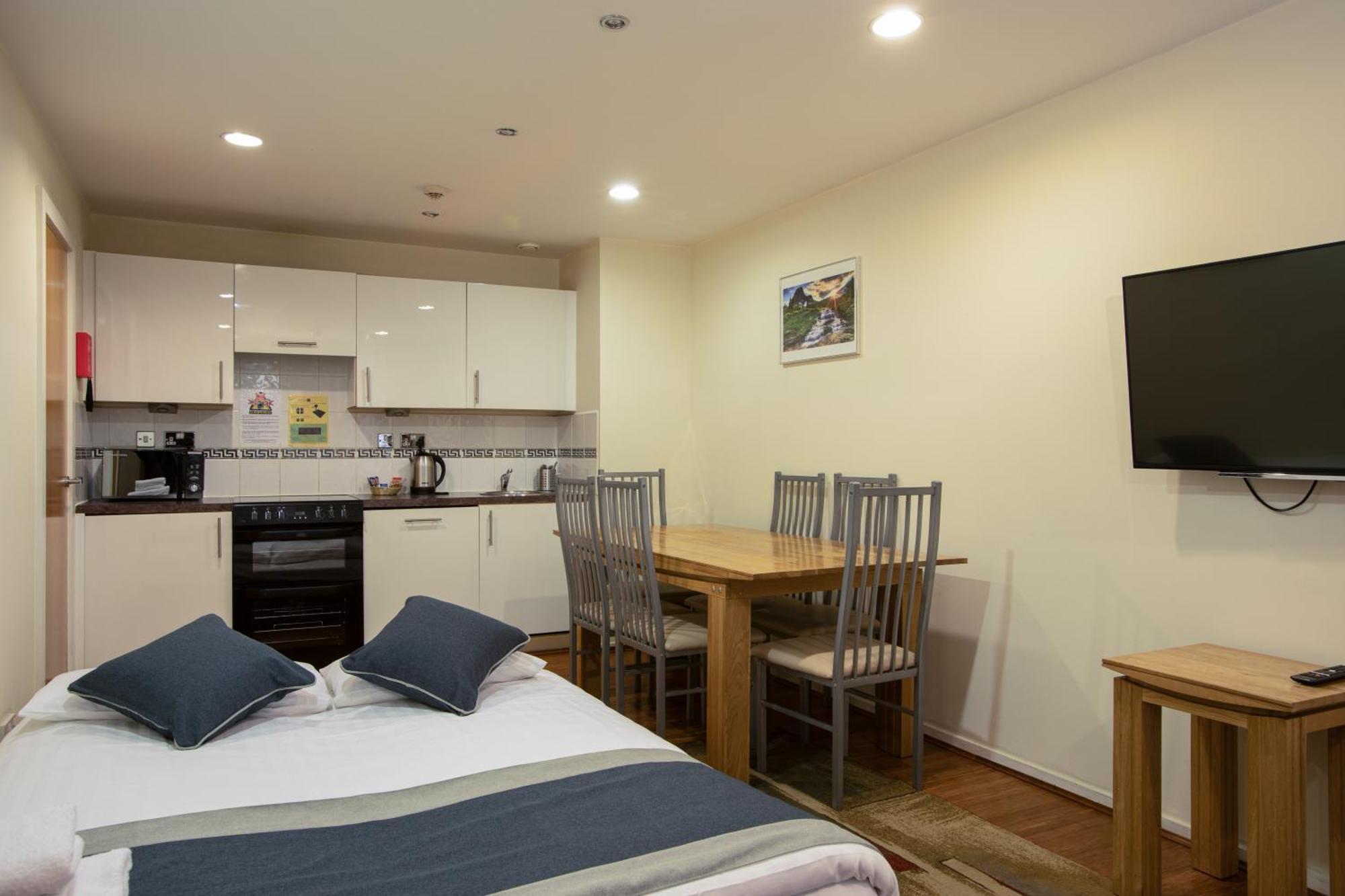 Grand Plaza Serviced Apartments Londra Esterno foto