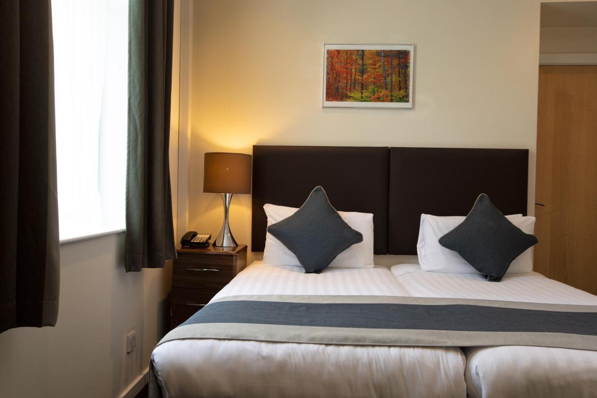 Grand Plaza Serviced Apartments Londra Esterno foto